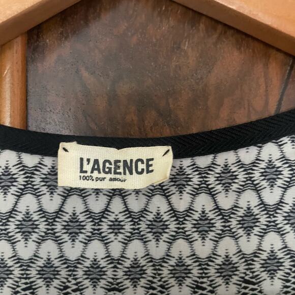 L'AGENCE Printed Sleeveless Blouse with Zip - Picture 5 of 8